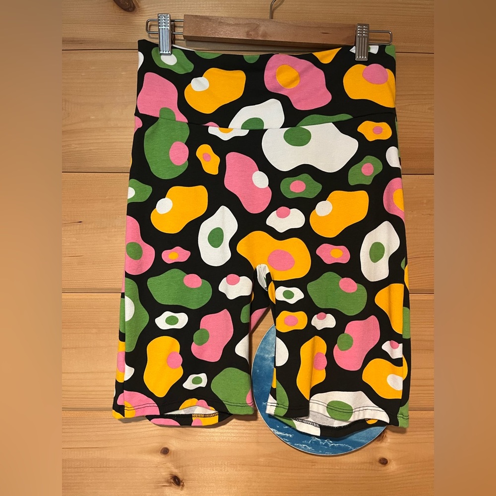 Nooworks NWT eggy bike shorts